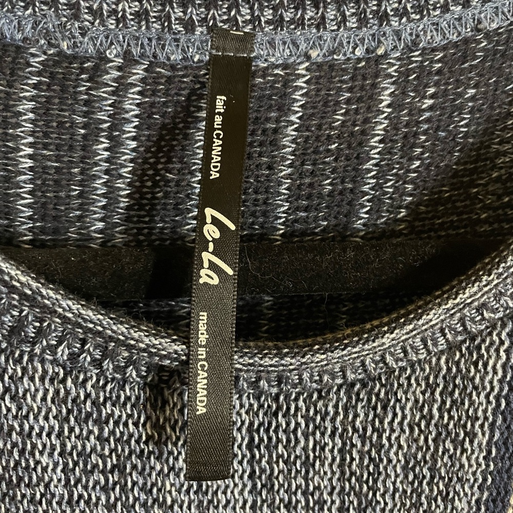 Le-La Sweater - Picture 5 of 5